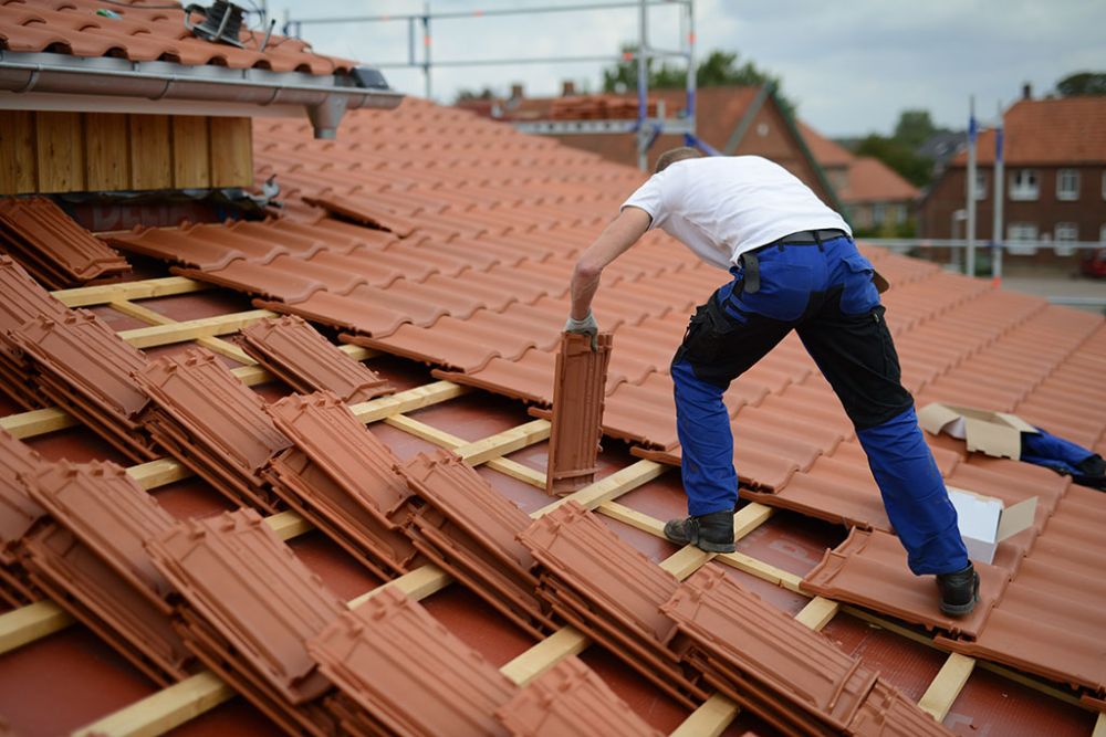 How Dependable Rooftop Pros in Jacksonville Ensure Lasting Roof Protection