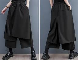 Discovering the Elegance and Versatility of Hakama Pants for Women