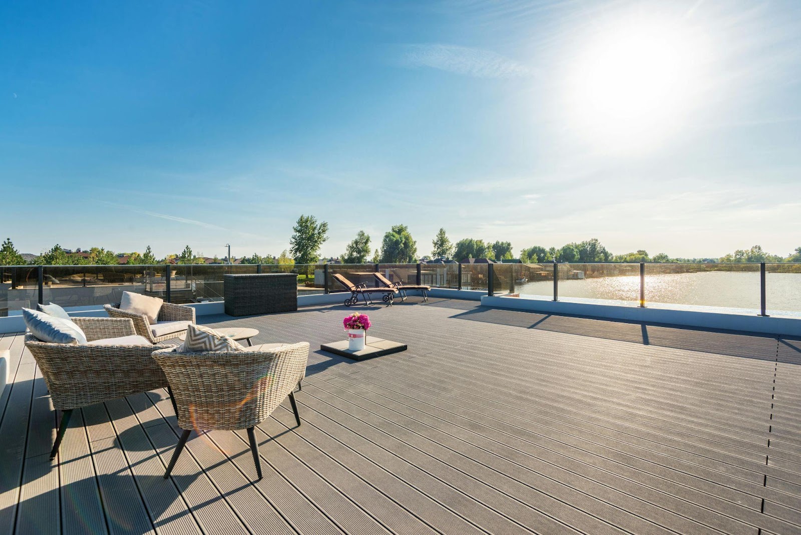 Choosing the Best Deck Builders in Columbus