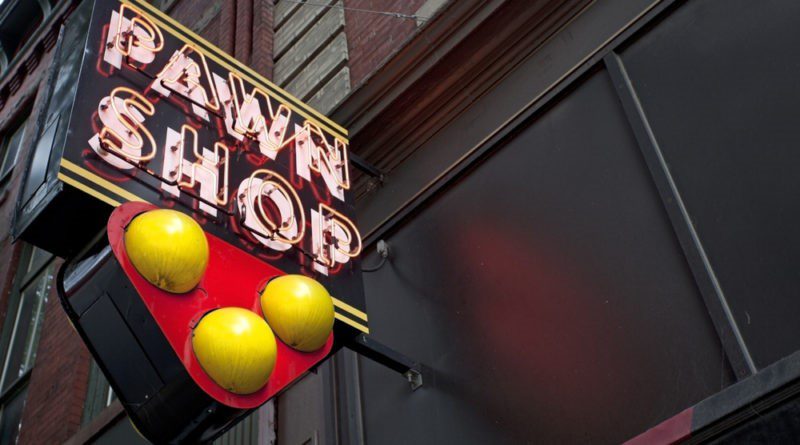 What Are The Advantages Of Shopping At Pawn Shops That Are Open Late