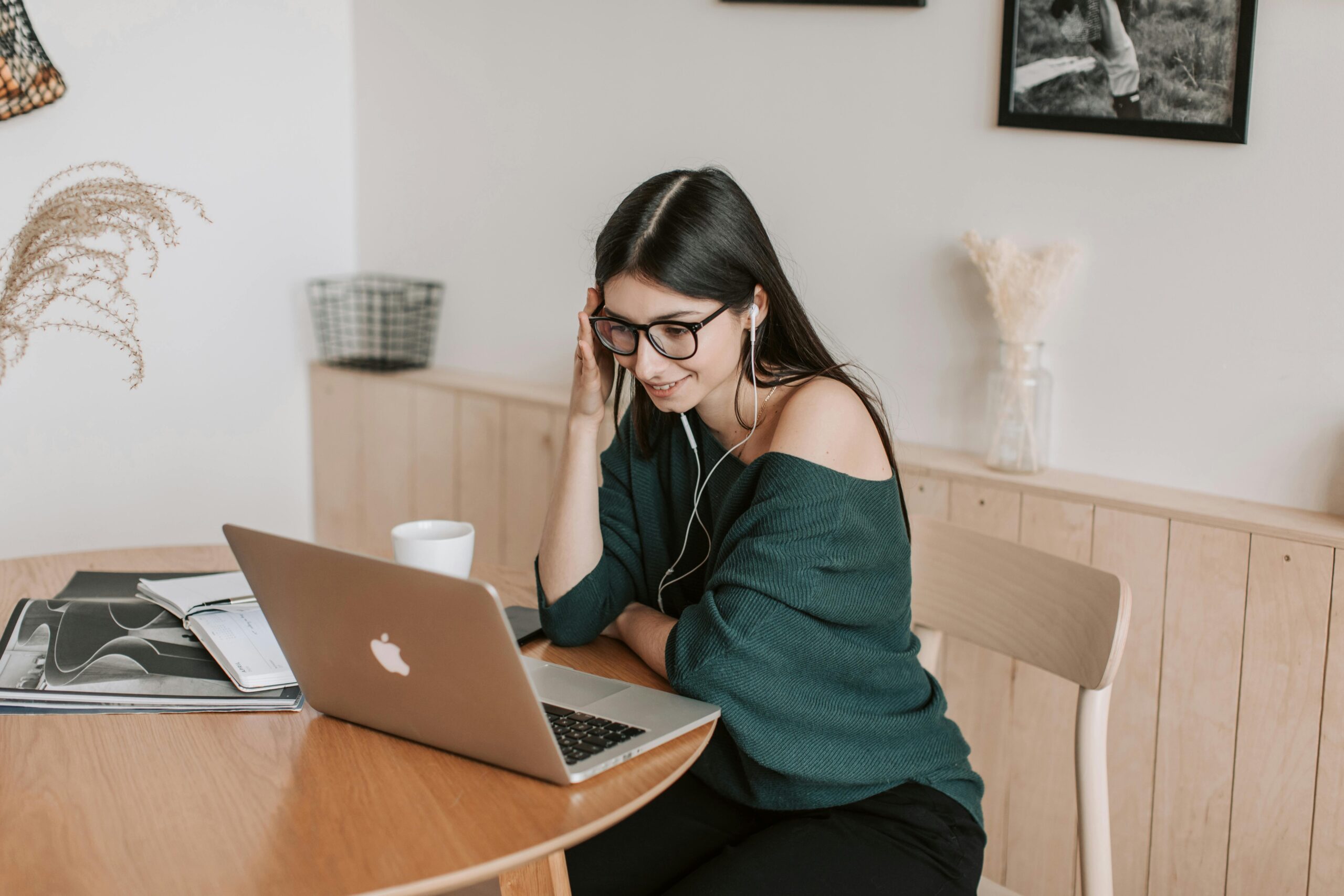 Online Learning Enables Massage Specialists to Transition to Healthcare Roles