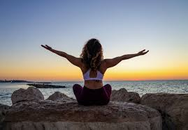 Top 7 Healthy Habits for Expats Overseas