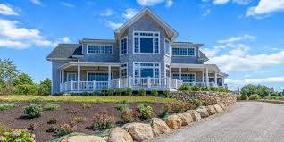 How to Find Your Ideal Coastal Home